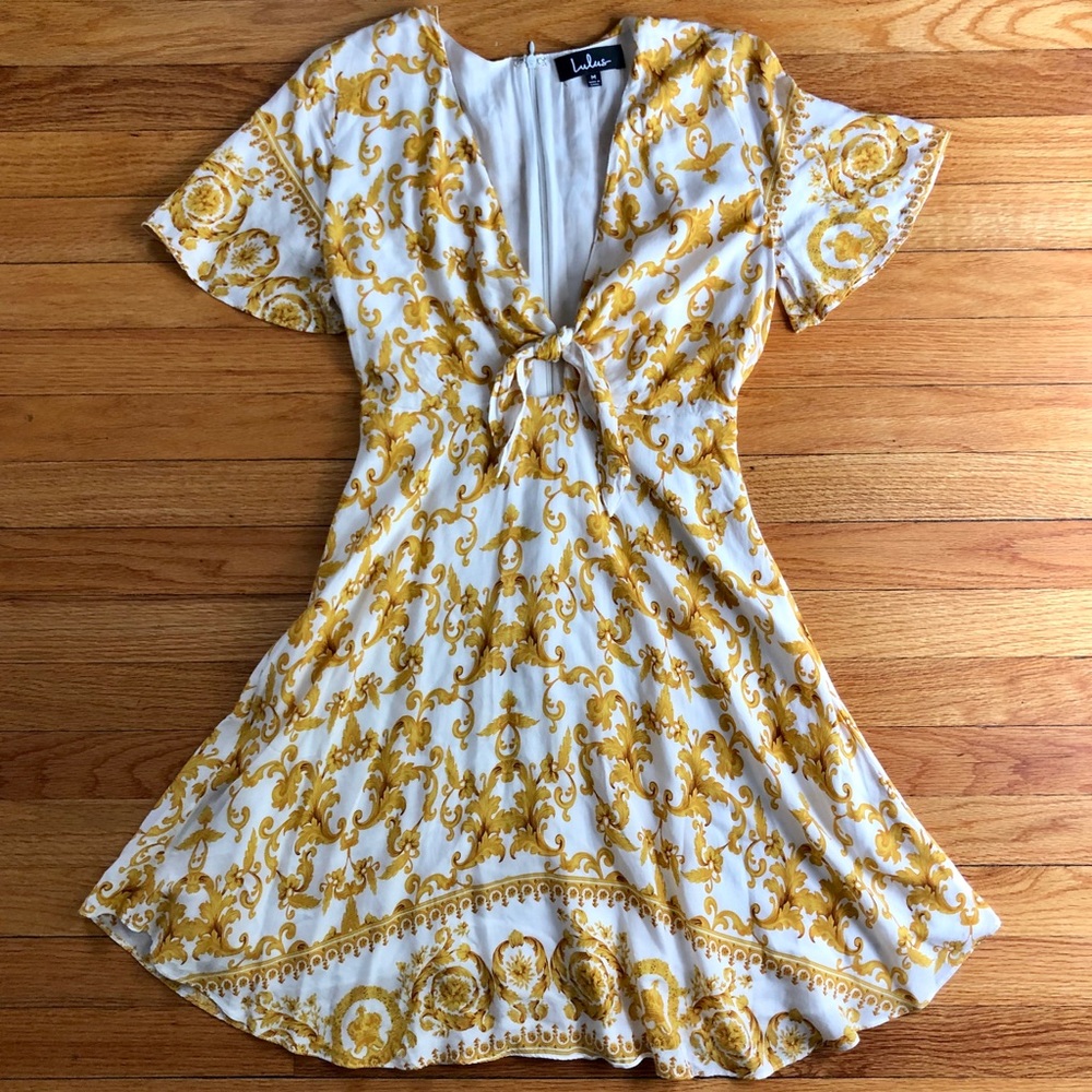 Lulu’s patterned dress